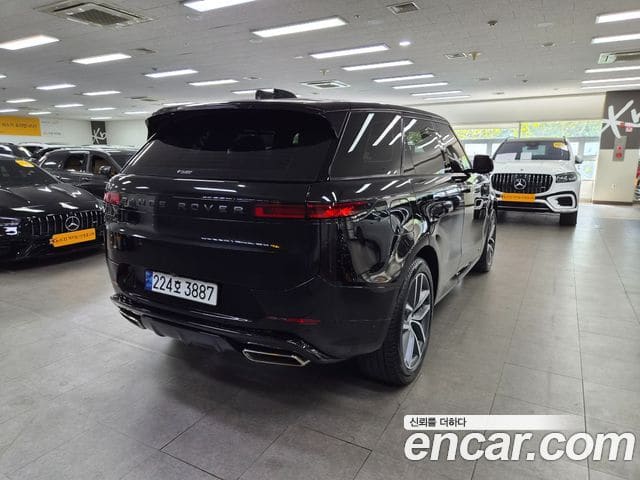 Land Rover Range Rover Sport — фото 1