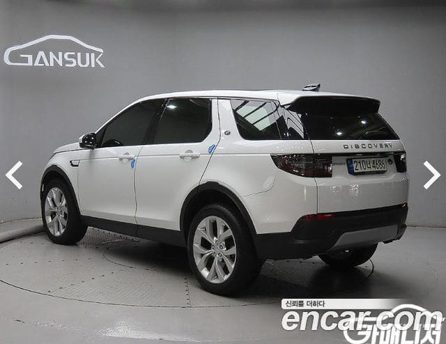 Land Rover Discovery Sport — фото 1