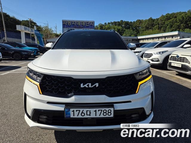 Kia Sorento — фото 1