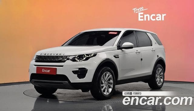 Land Rover Discovery Sport — фото 1