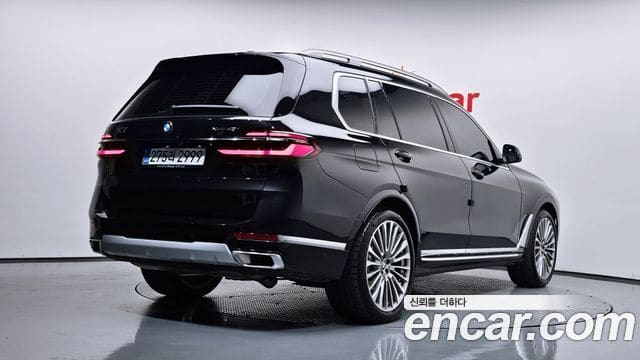 BMW X7 — фото 1