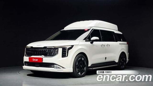 Kia Carnival — фото 1