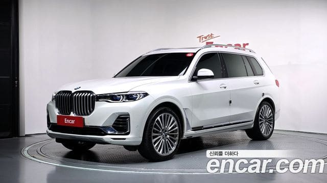 BMW X7 — фото 1