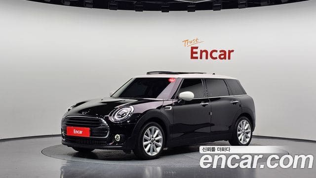 Mini Cooper Clubman — фото 1