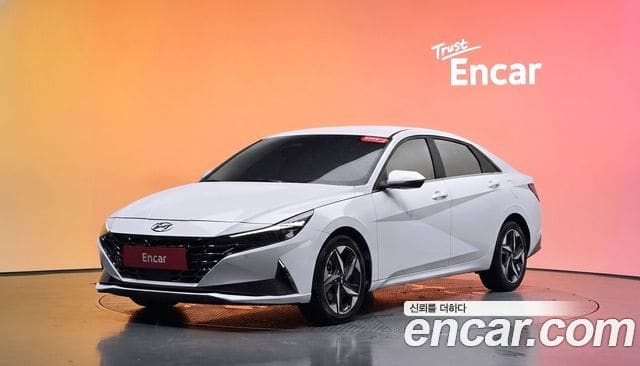 Hyundai Avante — фото 1