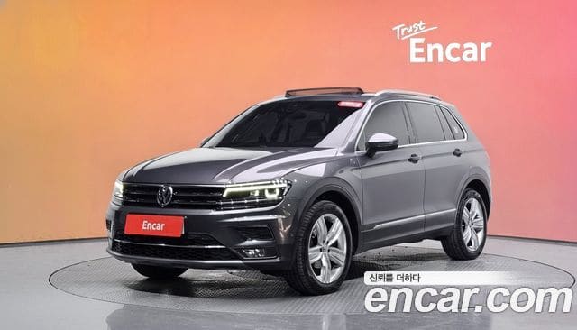 Volkswagen Tiguan — фото 1