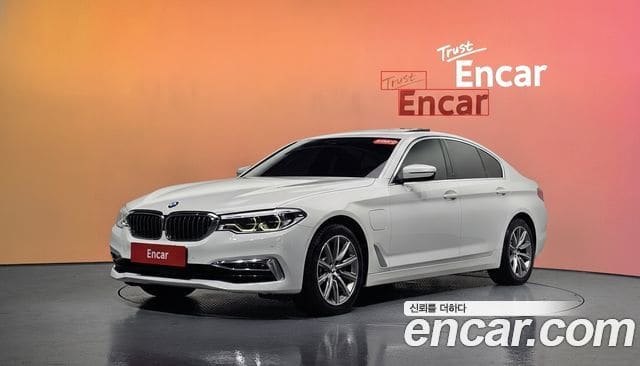 BMW 5 Series — фото 1