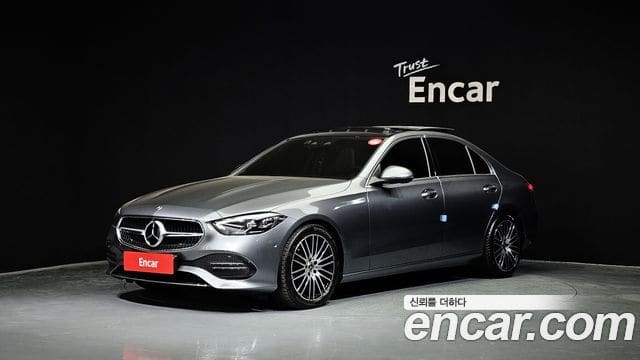 Mercedes-Benz C-Class — фото 1