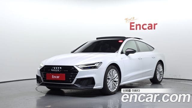 Audi A7 — фото 1