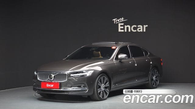 Volvo S90 — фото 1