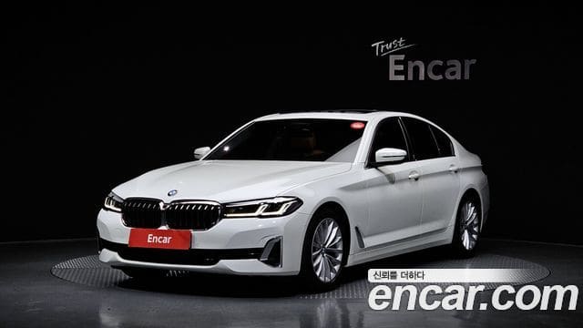 BMW 5 Series — фото 1