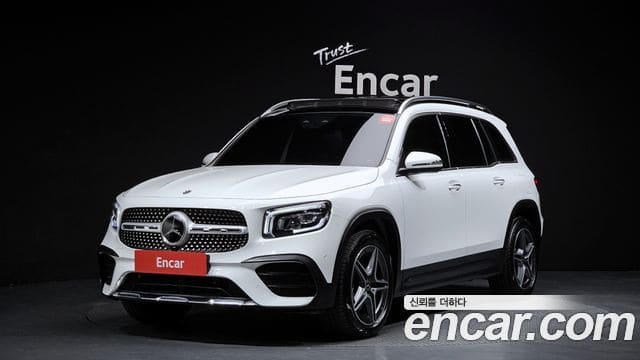 Mercedes-Benz GLB-Class — фото 1