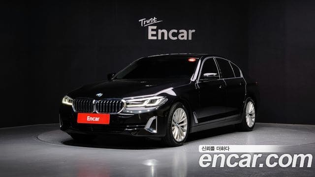 BMW 5 Series — фото 1