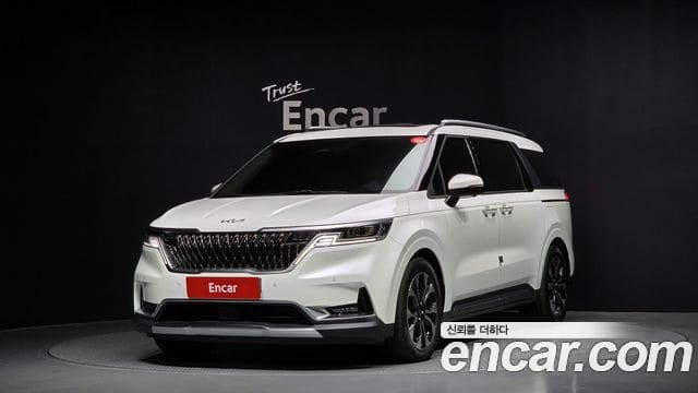 Kia Carnival — фото 1