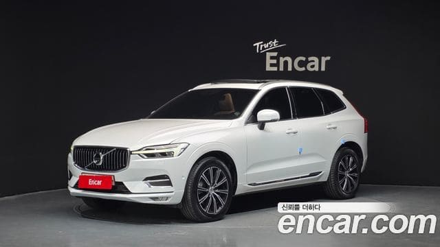 Volvo XC60 — фото 1