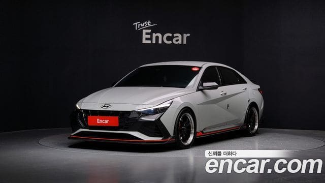 Hyundai Avante — фото 1