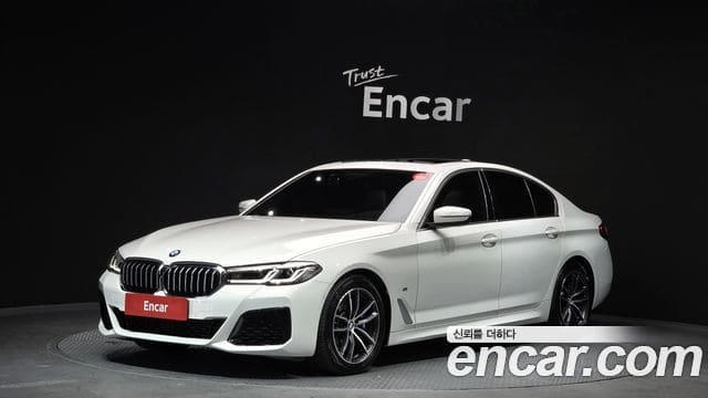 BMW 5 Series — фото 1