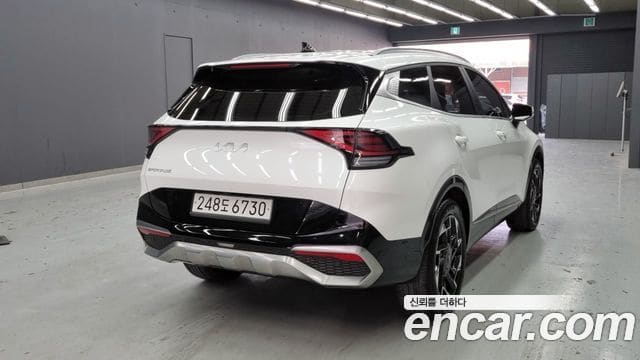Kia Sportage — фото 1
