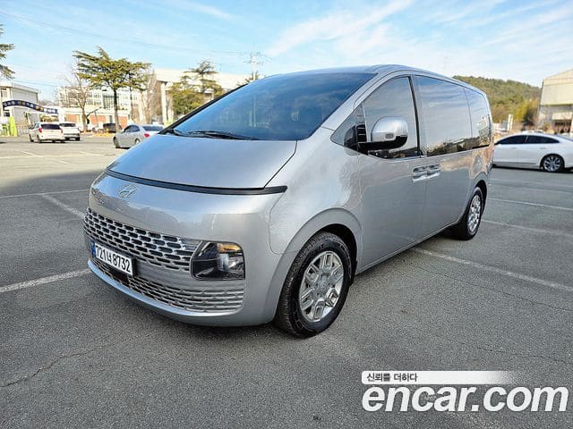 Hyundai Staria — фото 1