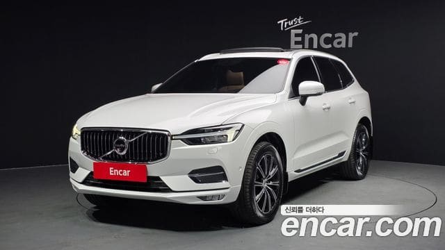 Volvo XC60 — фото 1