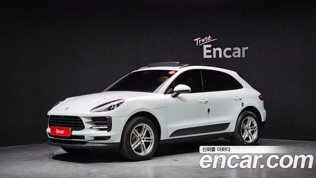 Porsche Macan — фото 1