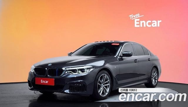 BMW 5 Series — фото 1