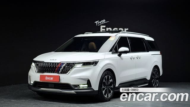 Kia Carnival — фото 1