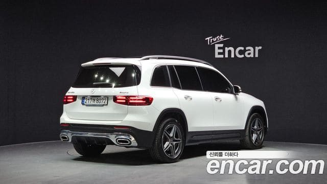 Mercedes-Benz GLB-Class — фото 1