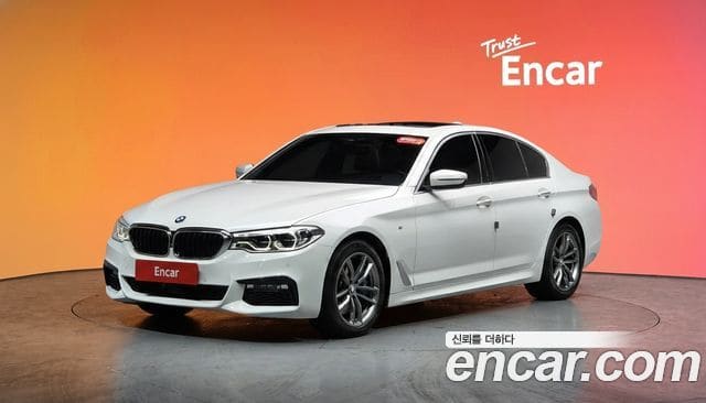 BMW 5 Series — фото 1