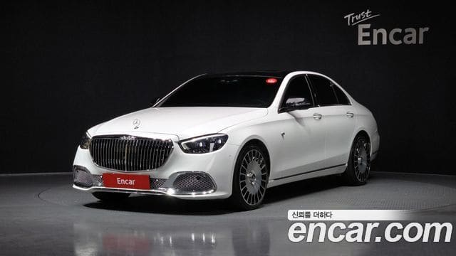 Mercedes-Benz E-Class — фото 1