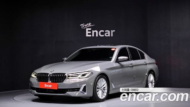 BMW 5 Series — фото 1