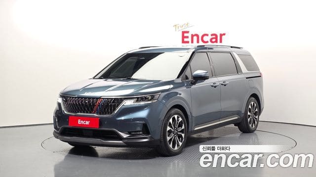 Kia Carnival — фото 1