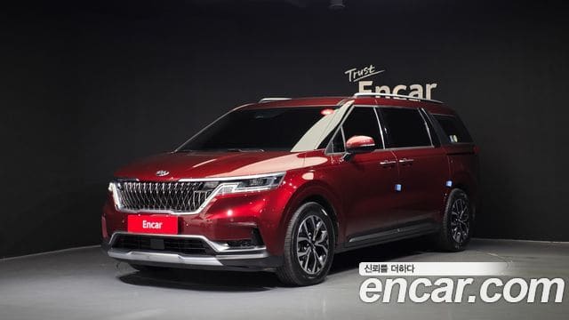 Kia Carnival — фото 1