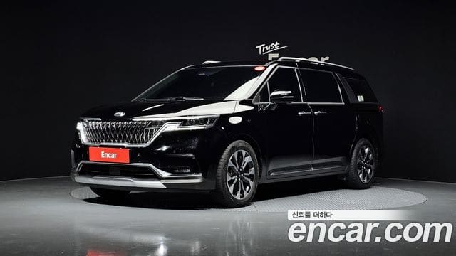 Kia Carnival — фото 1