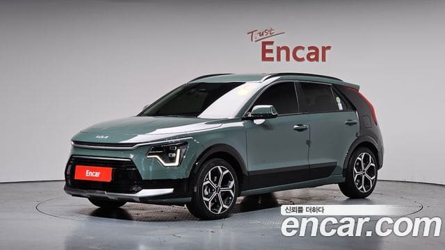 Kia Niro — фото 1