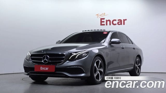Mercedes-Benz E-Class — фото 1