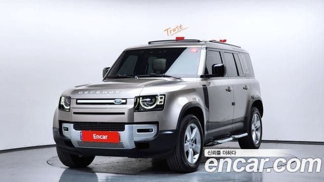Land Rover Defender — фото 1