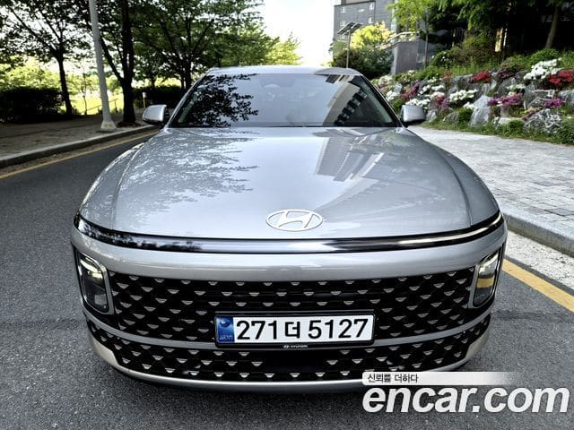 Hyundai Grandeur — фото 1