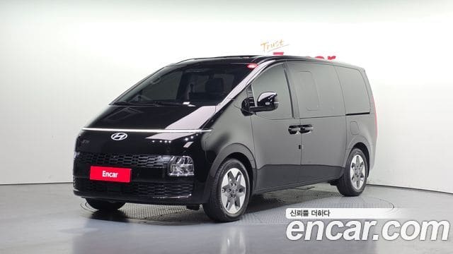 Hyundai Staria — фото 1