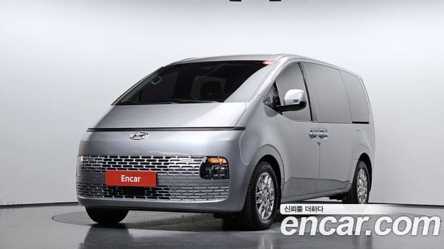 Hyundai Staria — фото 1