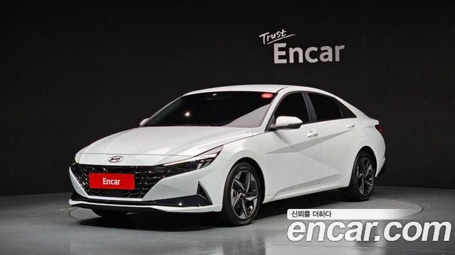 Hyundai Avante — фото 1