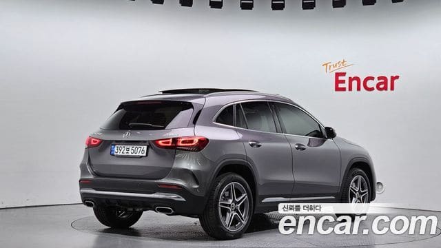 Mercedes-Benz GLA-Class — фото 1
