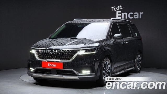 Kia Carnival — фото 1