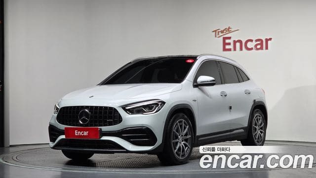 Mercedes-Benz GLA-Class — фото 1