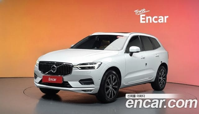 Volvo XC60 — фото 1