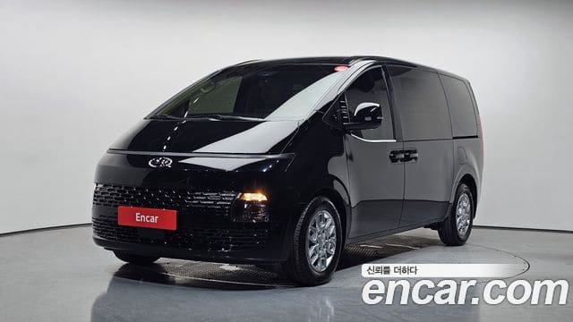 Hyundai Staria — фото 1