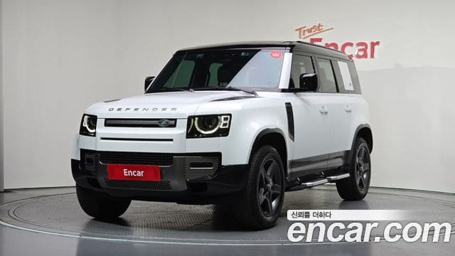 Land Rover Defender — фото 1