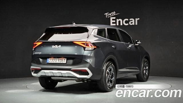 Kia Sportage — фото 1