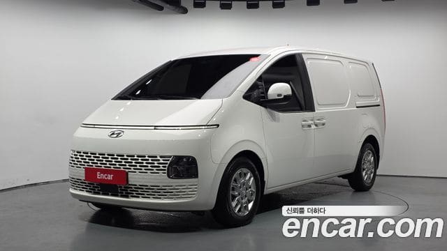 Hyundai Staria — фото 1