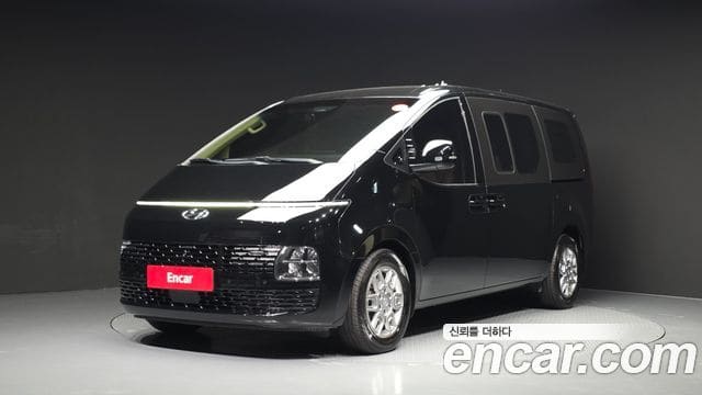 Hyundai Staria — фото 1